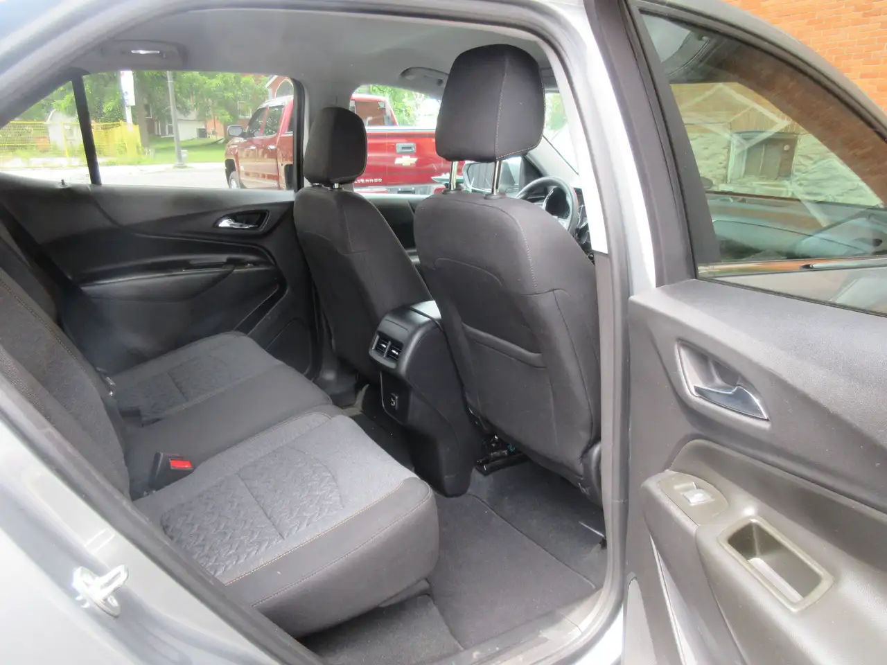 Chevrolet Equinox снимка Chevrolet Equinox