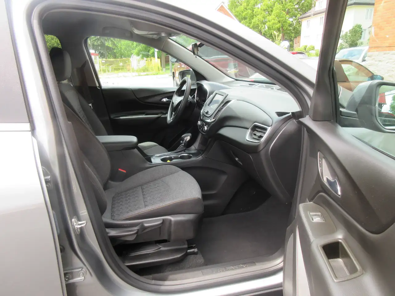 Chevrolet Equinox снимка Chevrolet Equinox