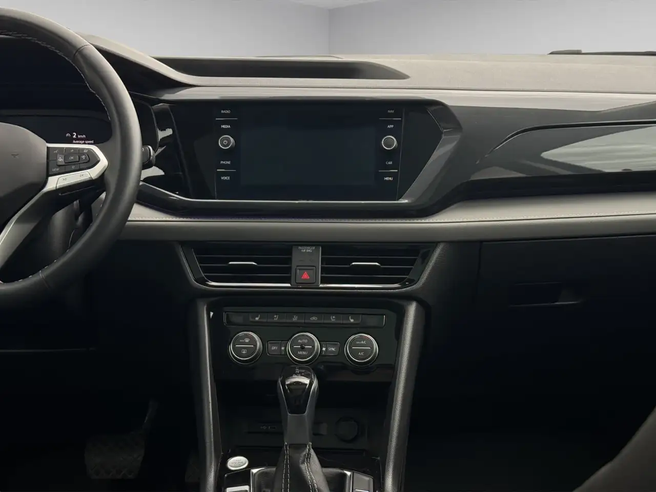 Volkswagen Taos снимка Volkswagen Taos
