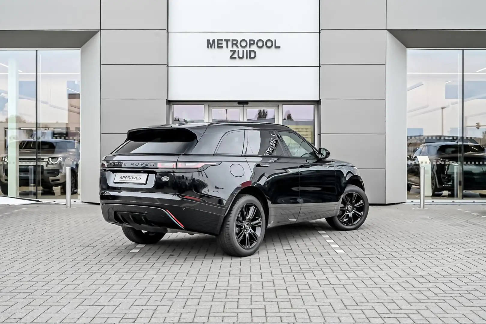 Land Rover Range Rover Velar Range Rover P250 R-Dynamic S AWD Auto. 22MY Schwarz - 2