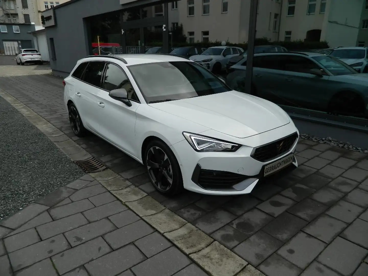 CUPRA Leon 1.5 eTSI DSG Fahrassist XL/Sitzheiz/Navi/elSitze Weiß - 1