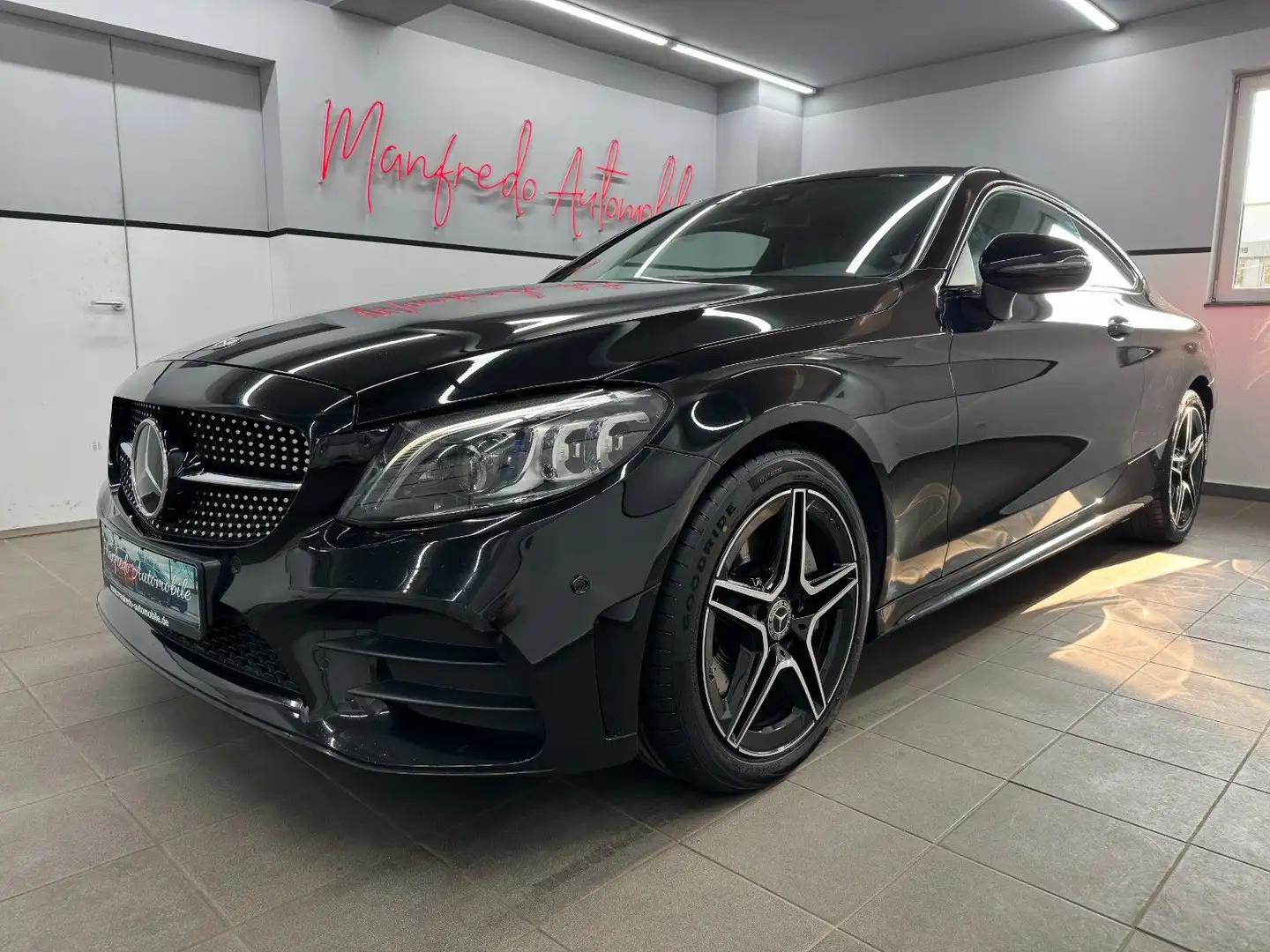 Mercedes-Benz C 300 Coupe AMG Line/Multibeam/Panorama/Distrini Czarny - 1