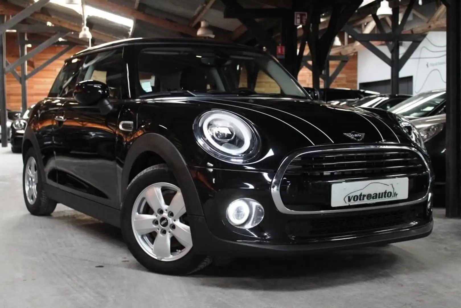 MINI Cooper (F56) 1.5 COOPER 136 - 1
