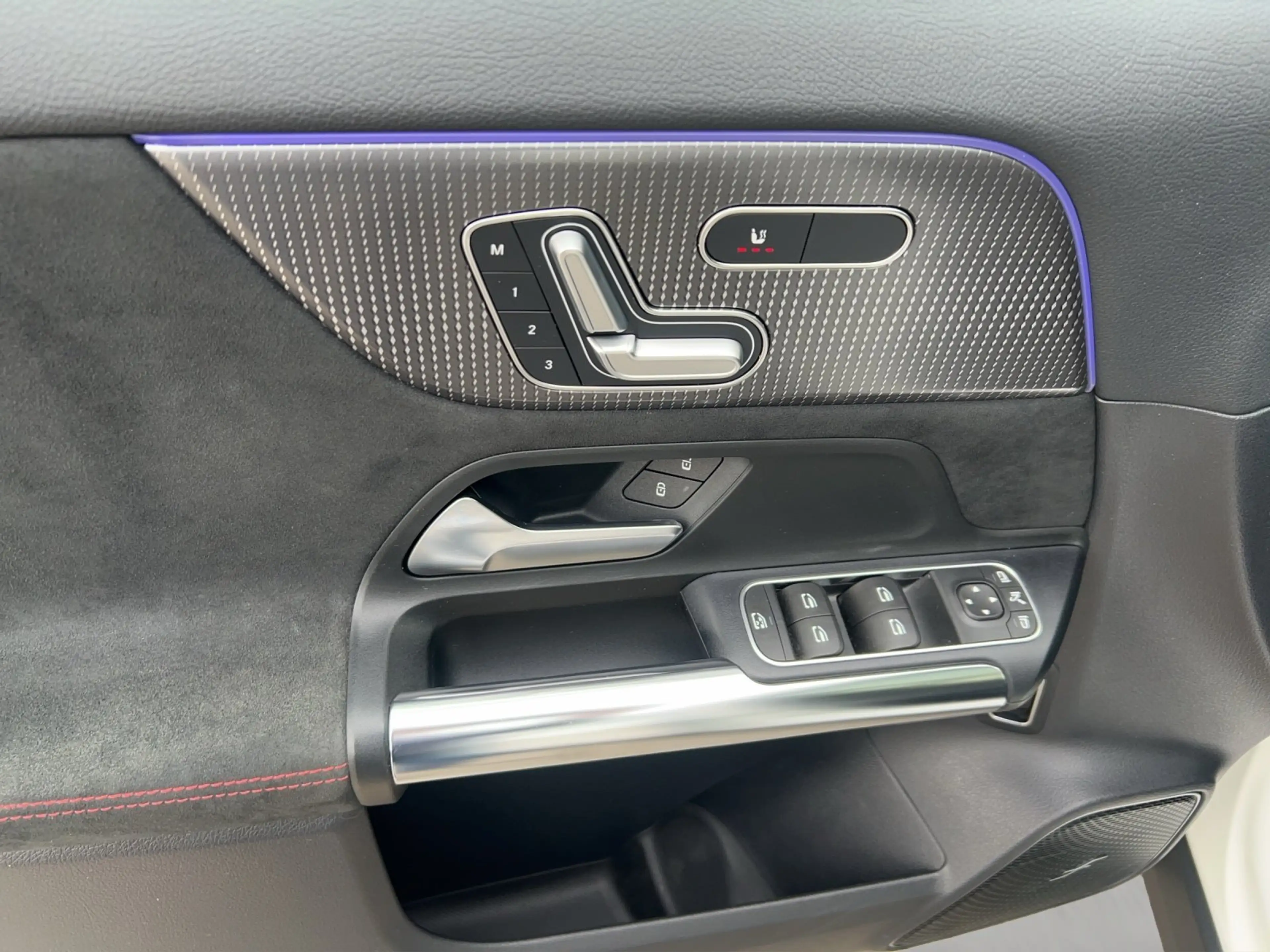 Mercedes-Benz EQA 250 AMG Pano DISTRO Memo LED Burme 360°KeyGo — photo 12