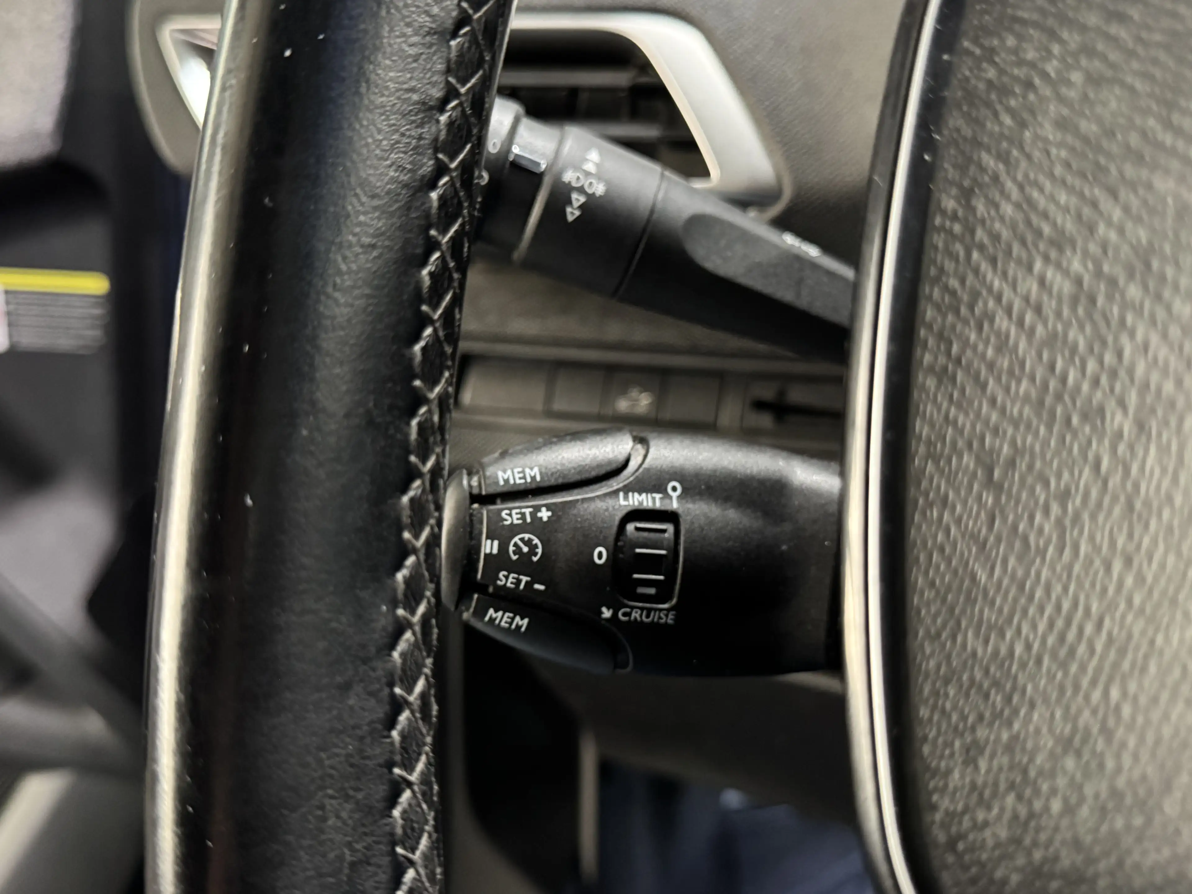 Peugeot 5008 1.2 PureTech | Crossway 7-Pers | Pano | Navi | Cam — photo 13