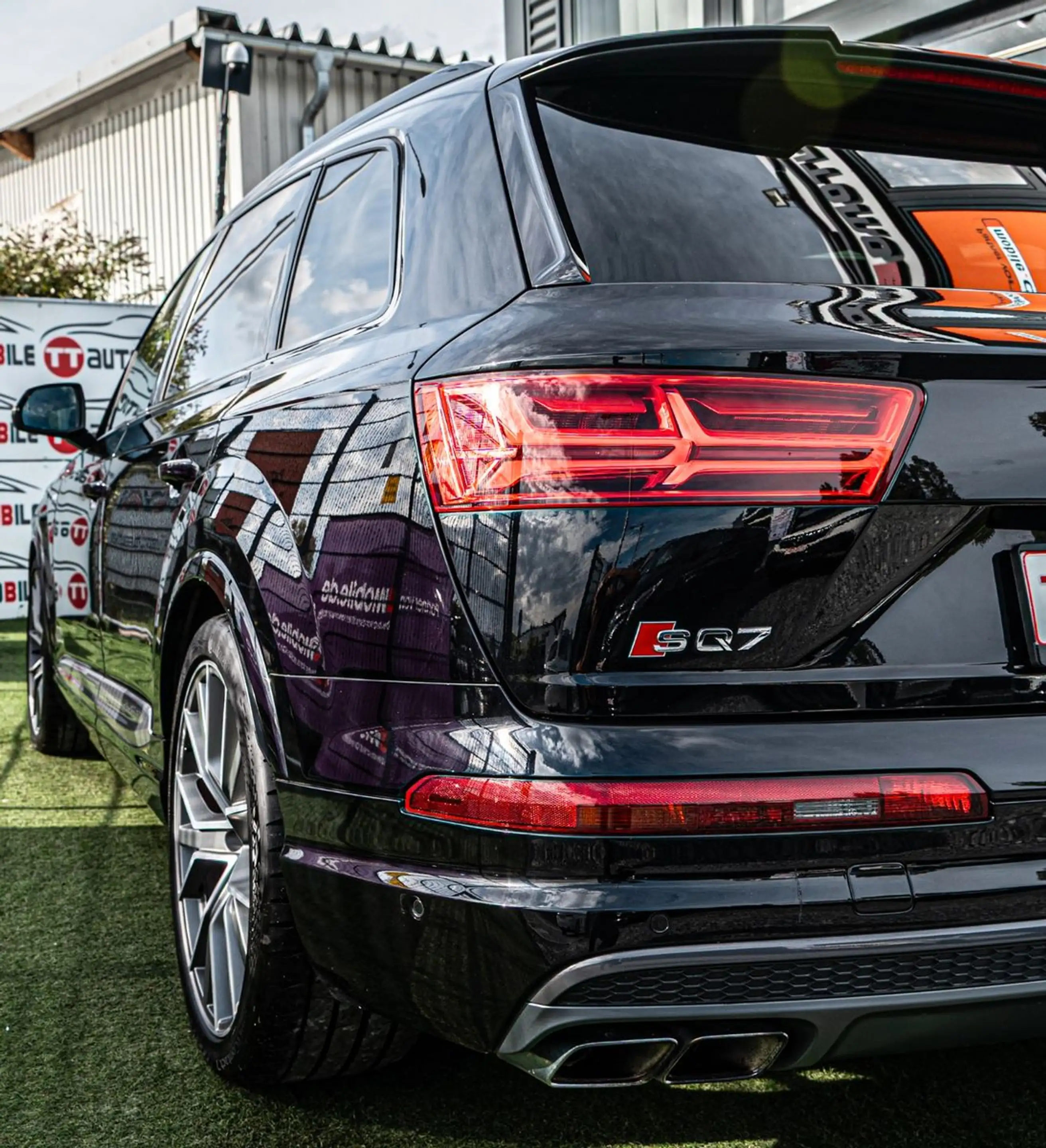 Audi SQ7 4.0 TDI QUATTRO 7-SITZER 360°|ACC|PANO|HUD — photo 11