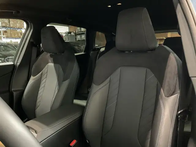 BMW X3 view 8