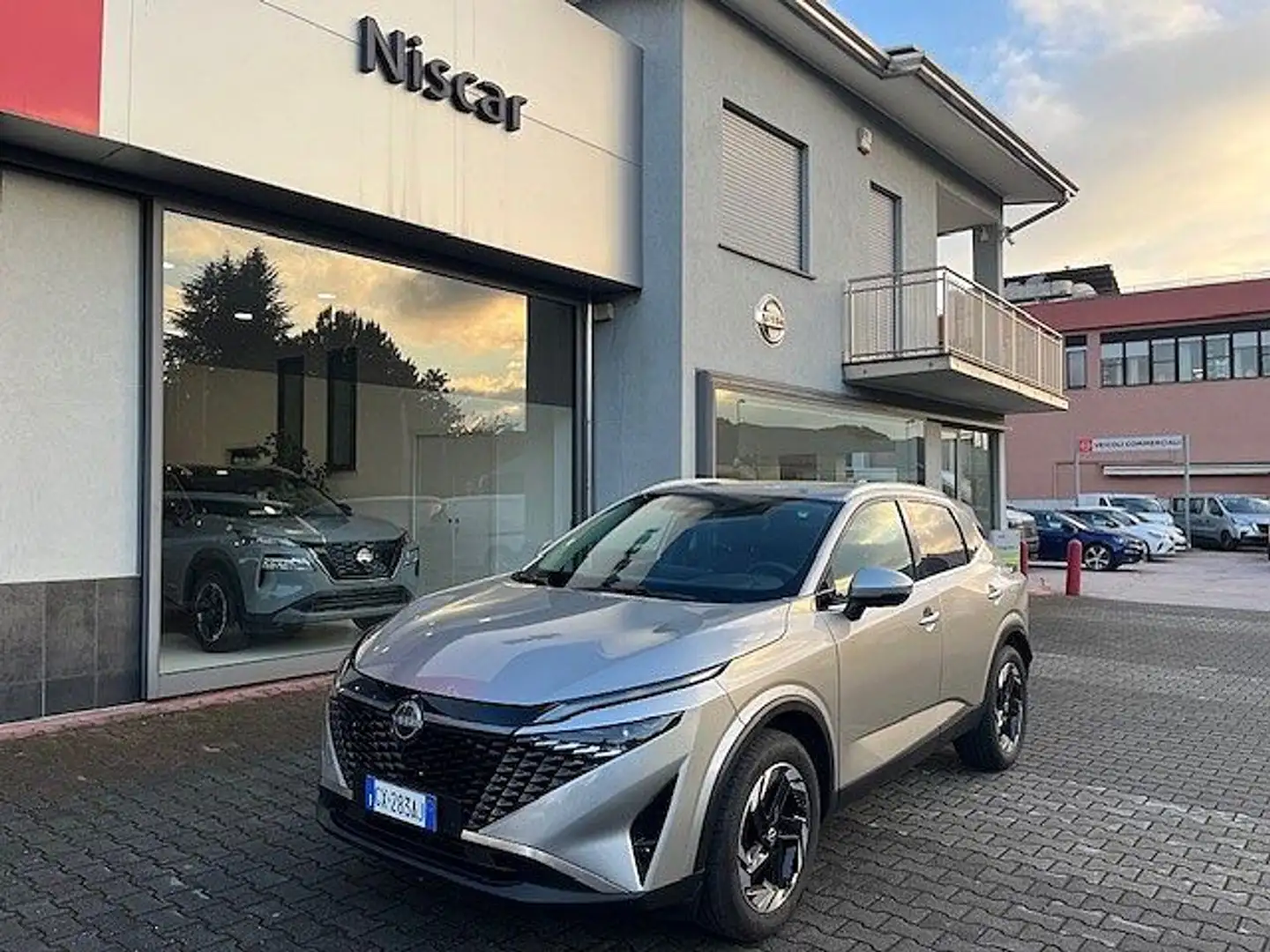 Nissan Qashqai 3ª serie MHEV 158 CV Xtronic N-Connecta Argento - 1