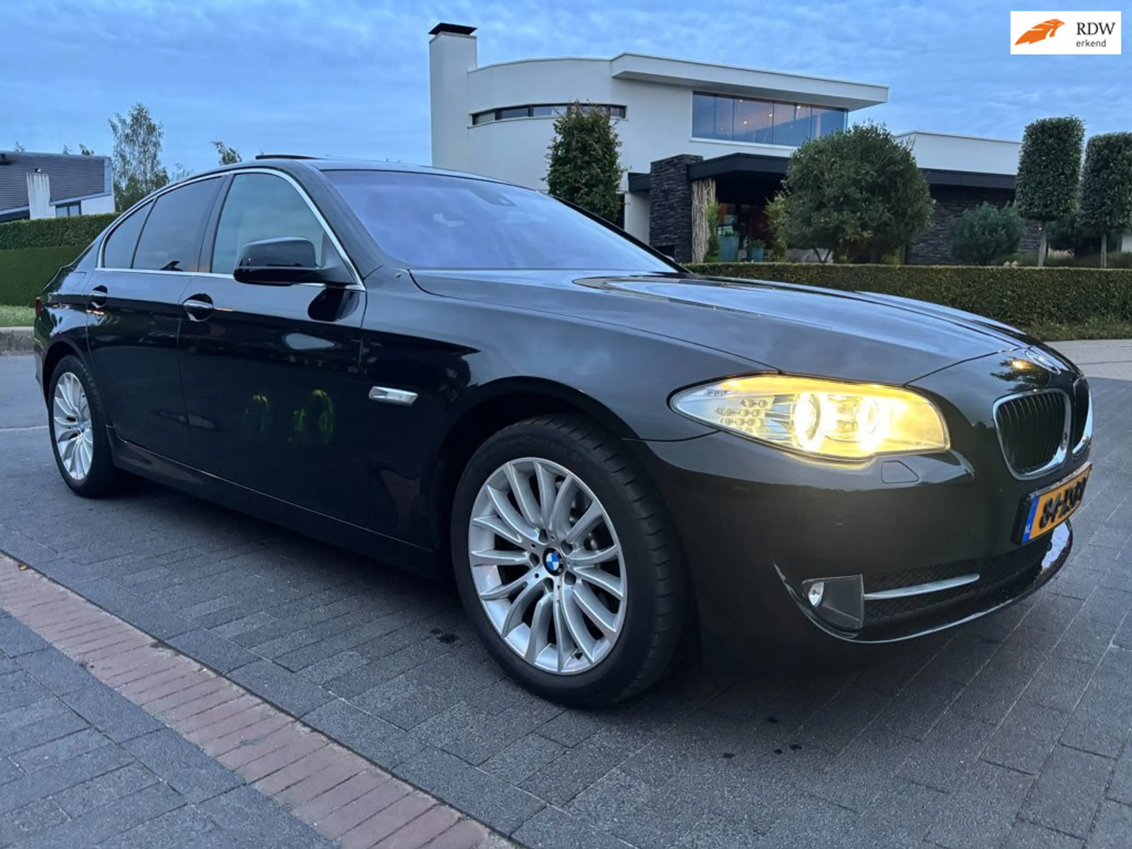BMW 530 5-serie 530i High Executive 272 pk n.a.p. 169 dkm