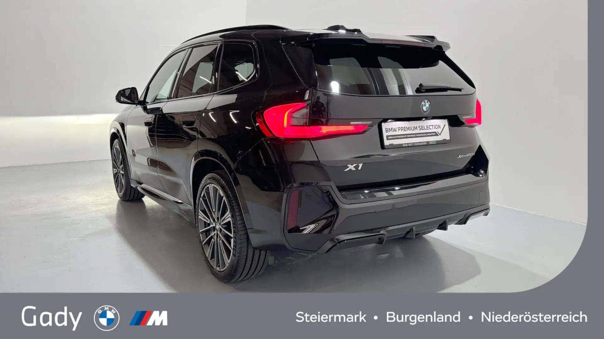 BMW X1 xDrive20d Schwarz - 2