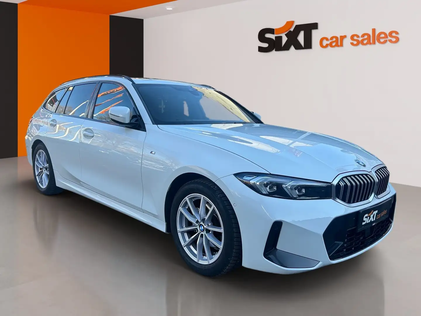 BMW 320 i M Sport|PANO|ACC|HUD|360°|ad.LED|SHZG|AHK Weiß - 1