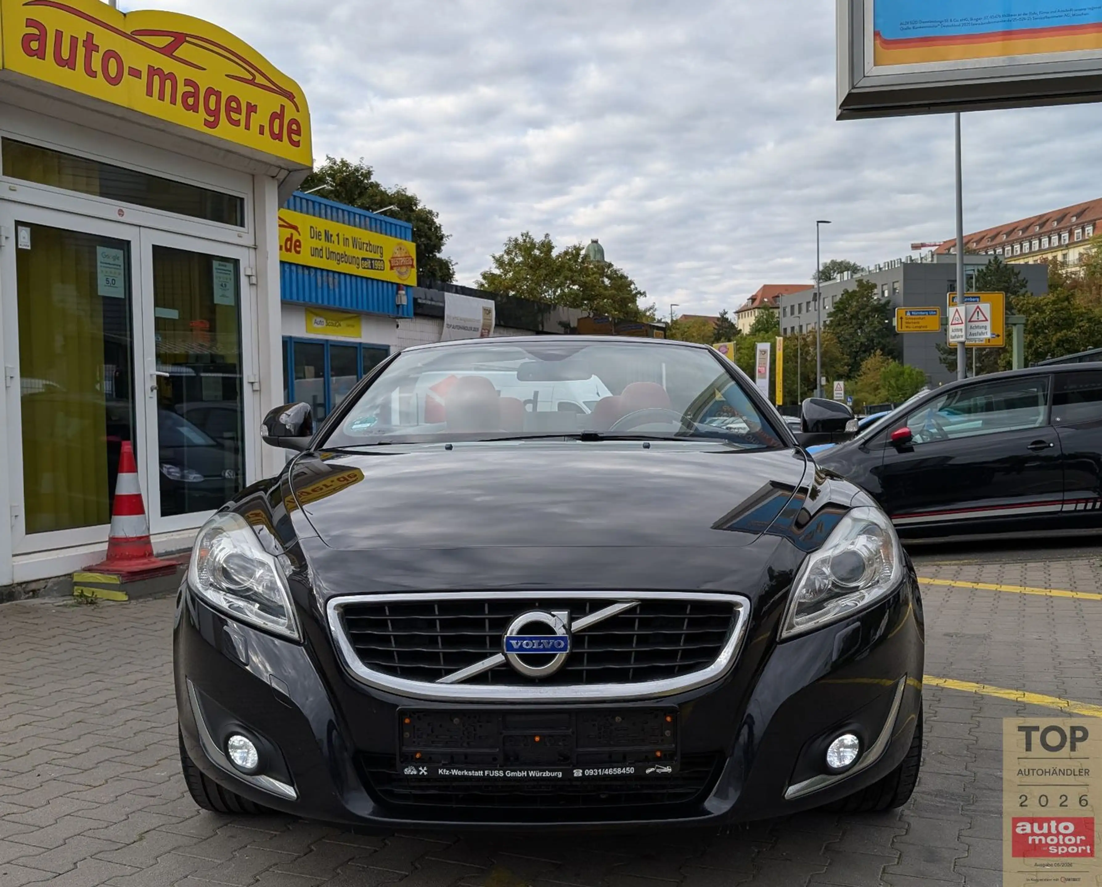 Volvo C70 D3 Cabriolet*2Hd*Temp*BiXen*PDC*Leder*TüvNeu — photo 2