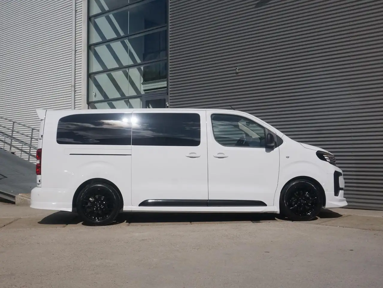 Opel Vivaro-e 2026