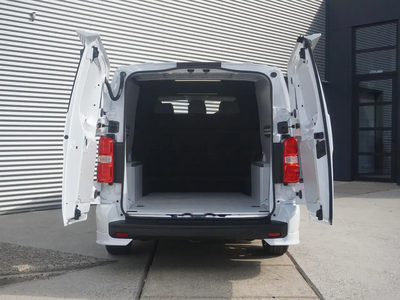 Opel Vivaro-e 2026