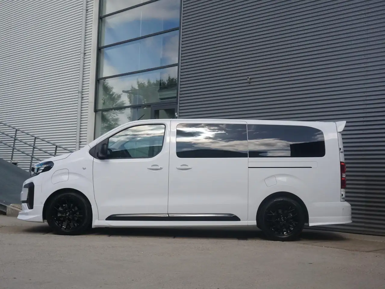 Opel Vivaro-e 2026