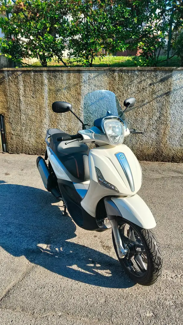 Piaggio Beverly 350 Beverley Sport Touring ABS-ASR Bianco - 2