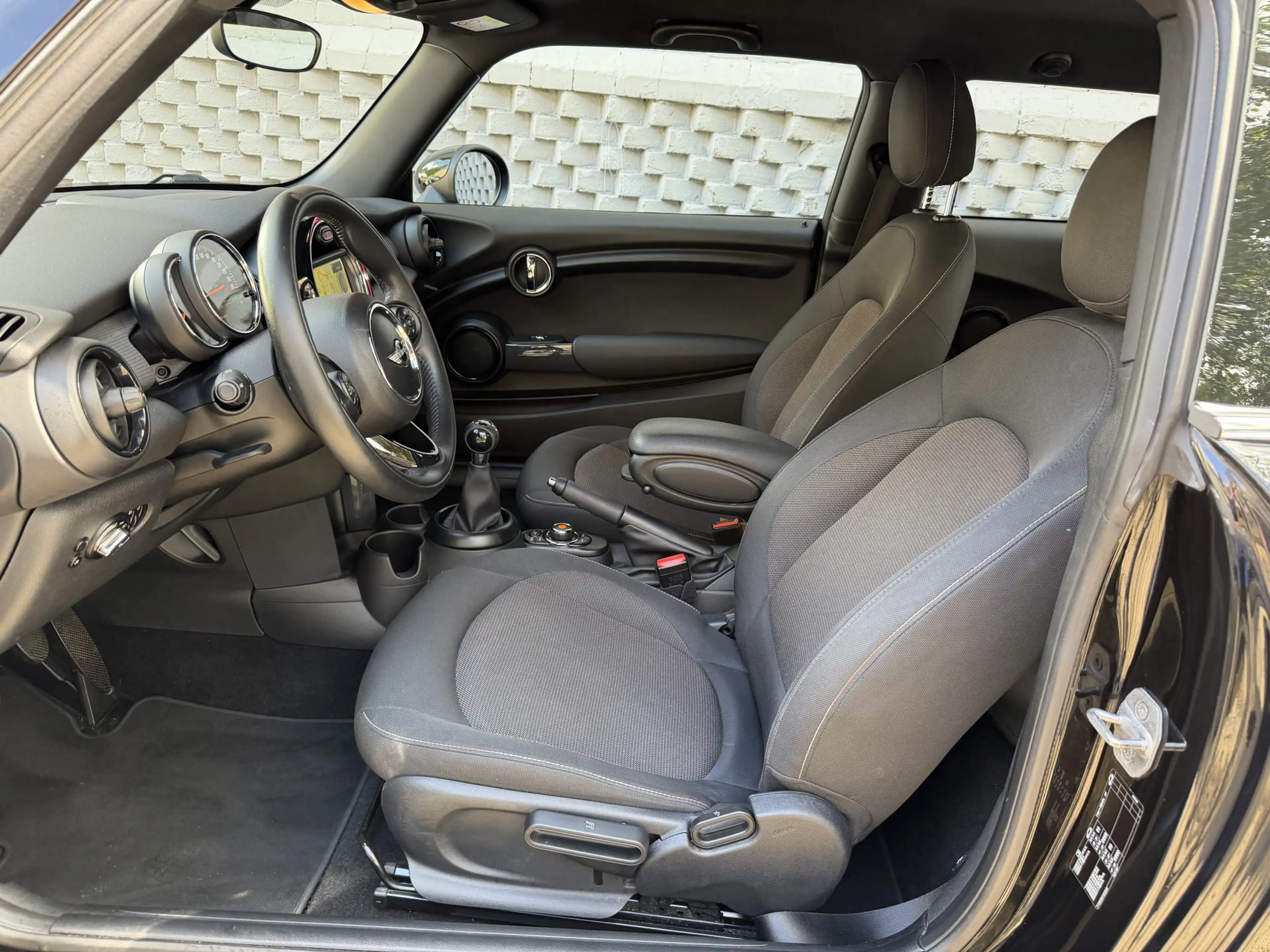 MINI Cooper 3-Deurs 1.5 Business Navigatie Dealeronderhouden C — photo 2