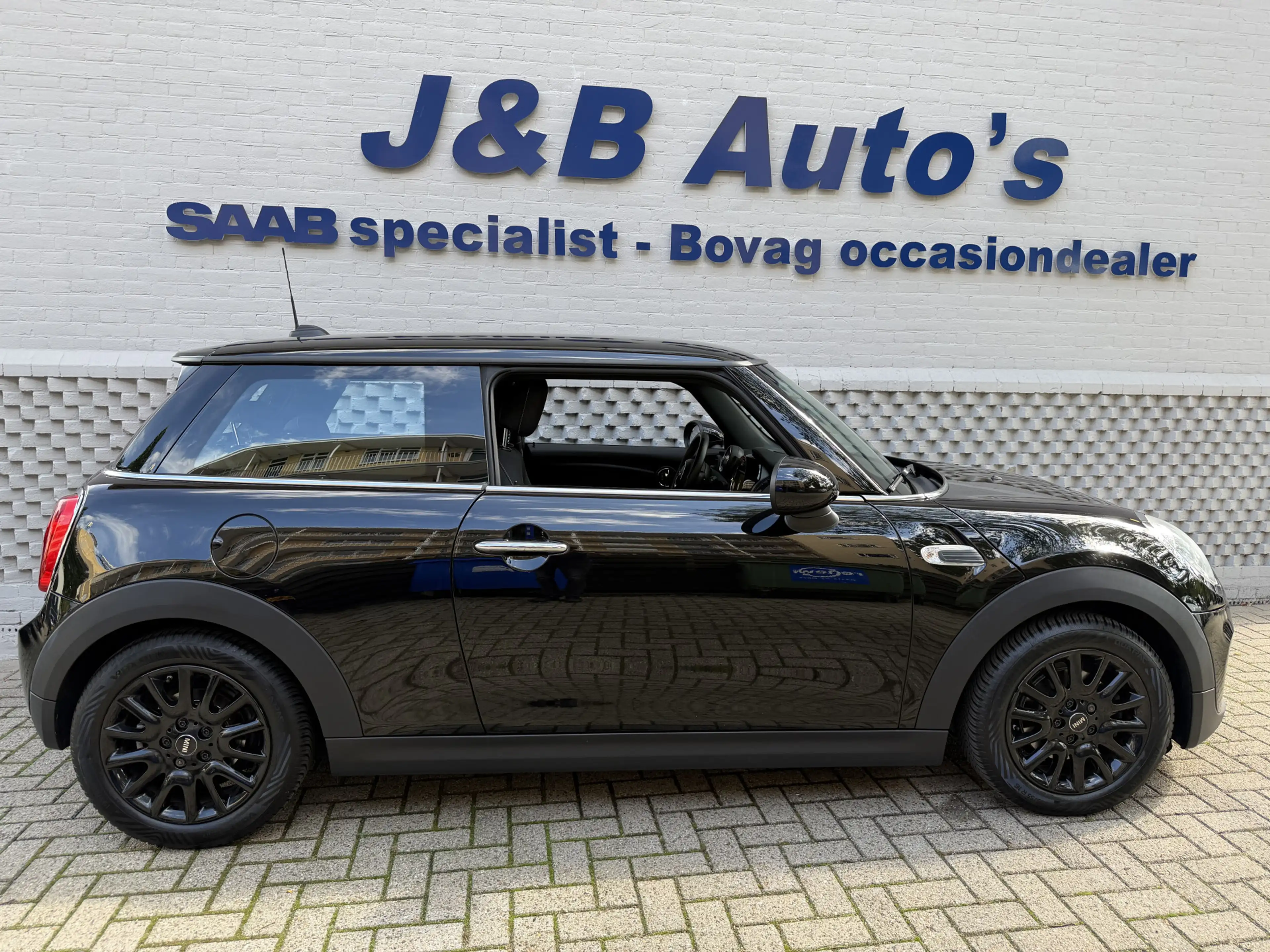 MINI Cooper 3-Deurs 1.5 Business Navigatie Dealeronderhouden C — photo 3