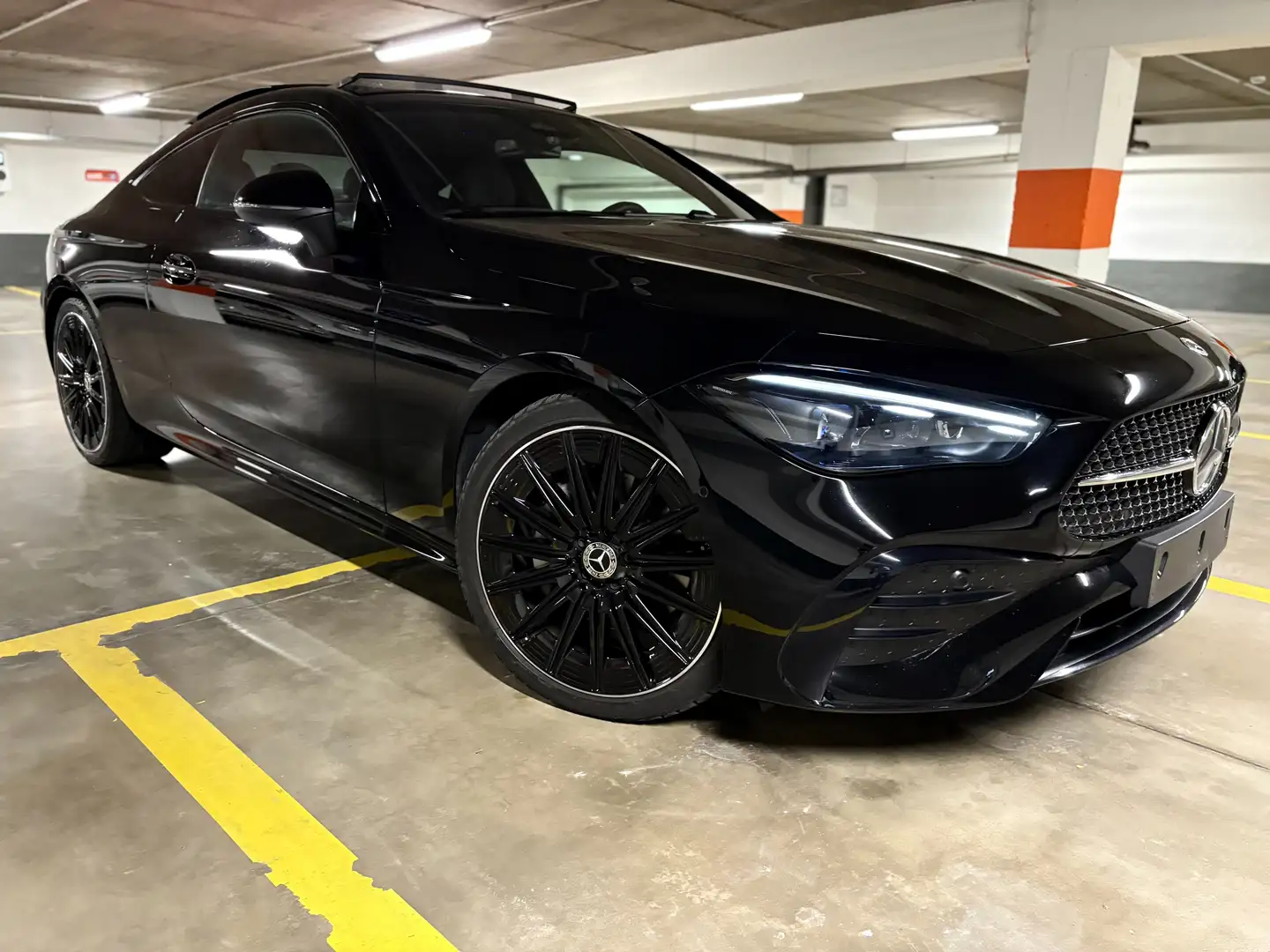 Mercedes-Benz CLE 220 CLE Coupé 220 d AMG Line GARANTIE MERCEDES !!! Noir - 1