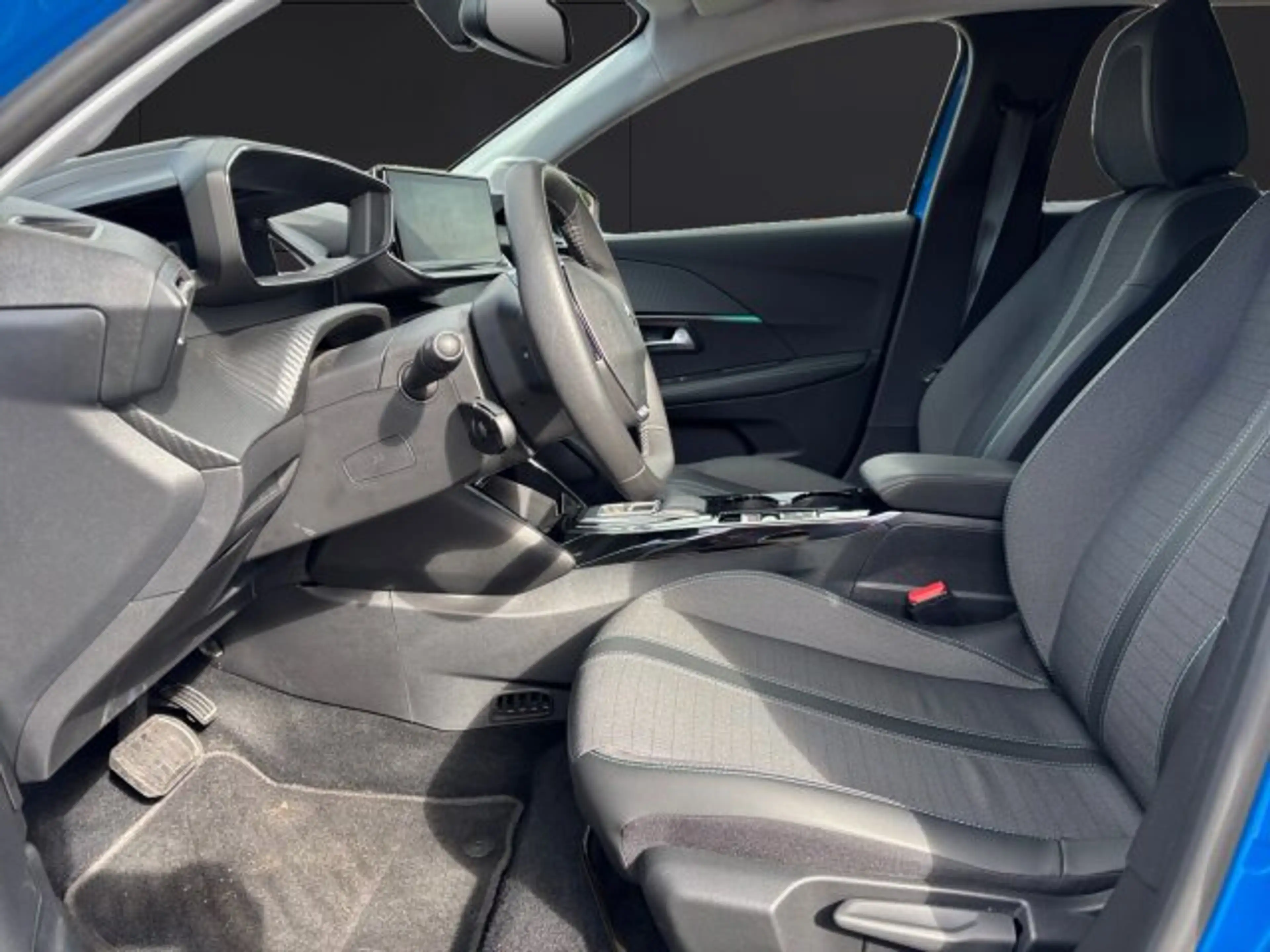 Peugeot e-208 e-208 136 Allure Pack +Rückfahrkamera+SHZ+LED+ — photo 8