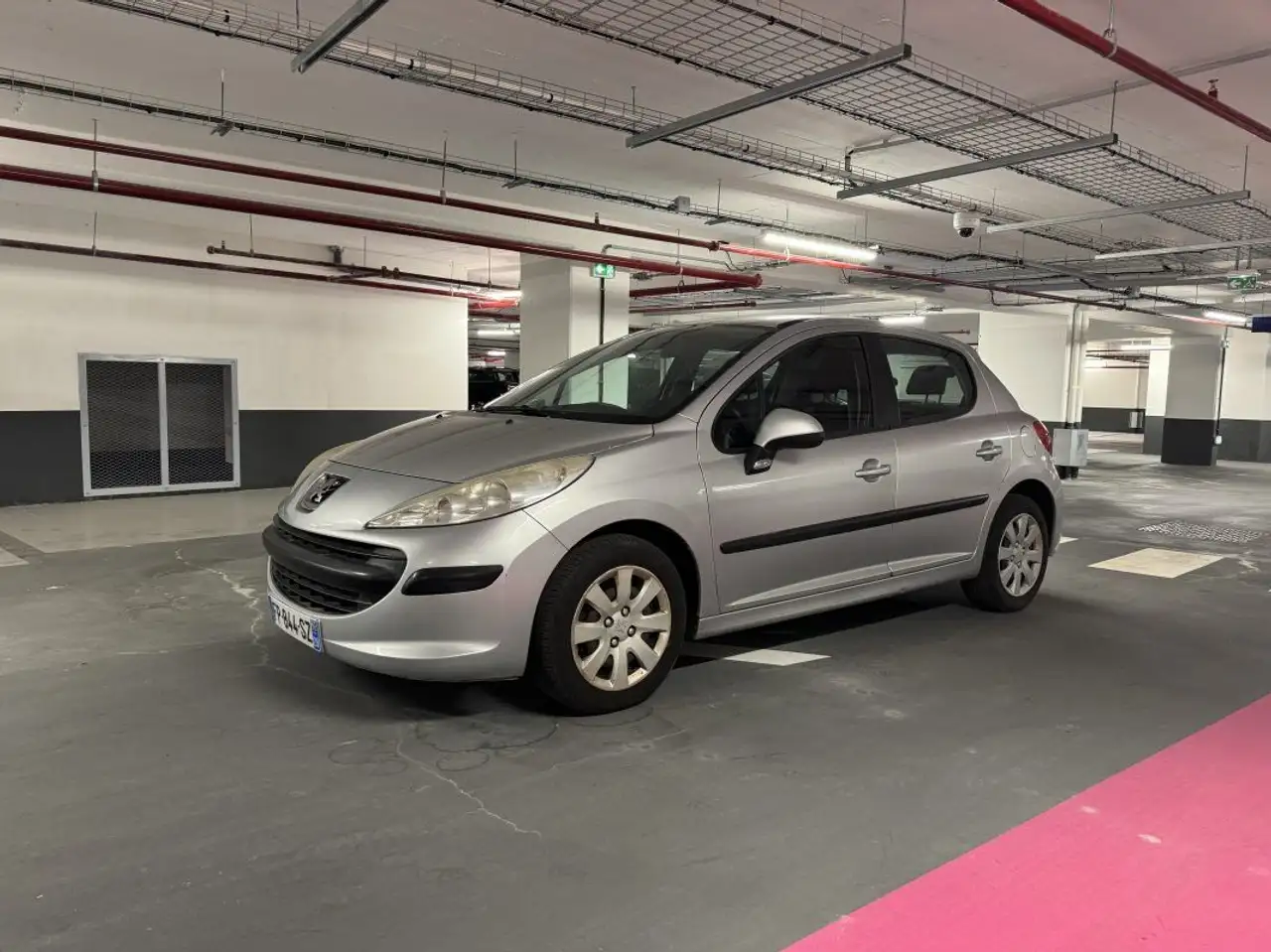 Peugeot 207 1.4E 16V EXECUTIVE