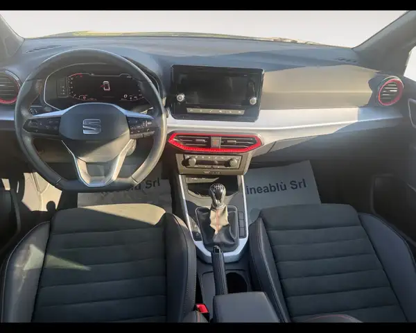 Seat Arona view 10