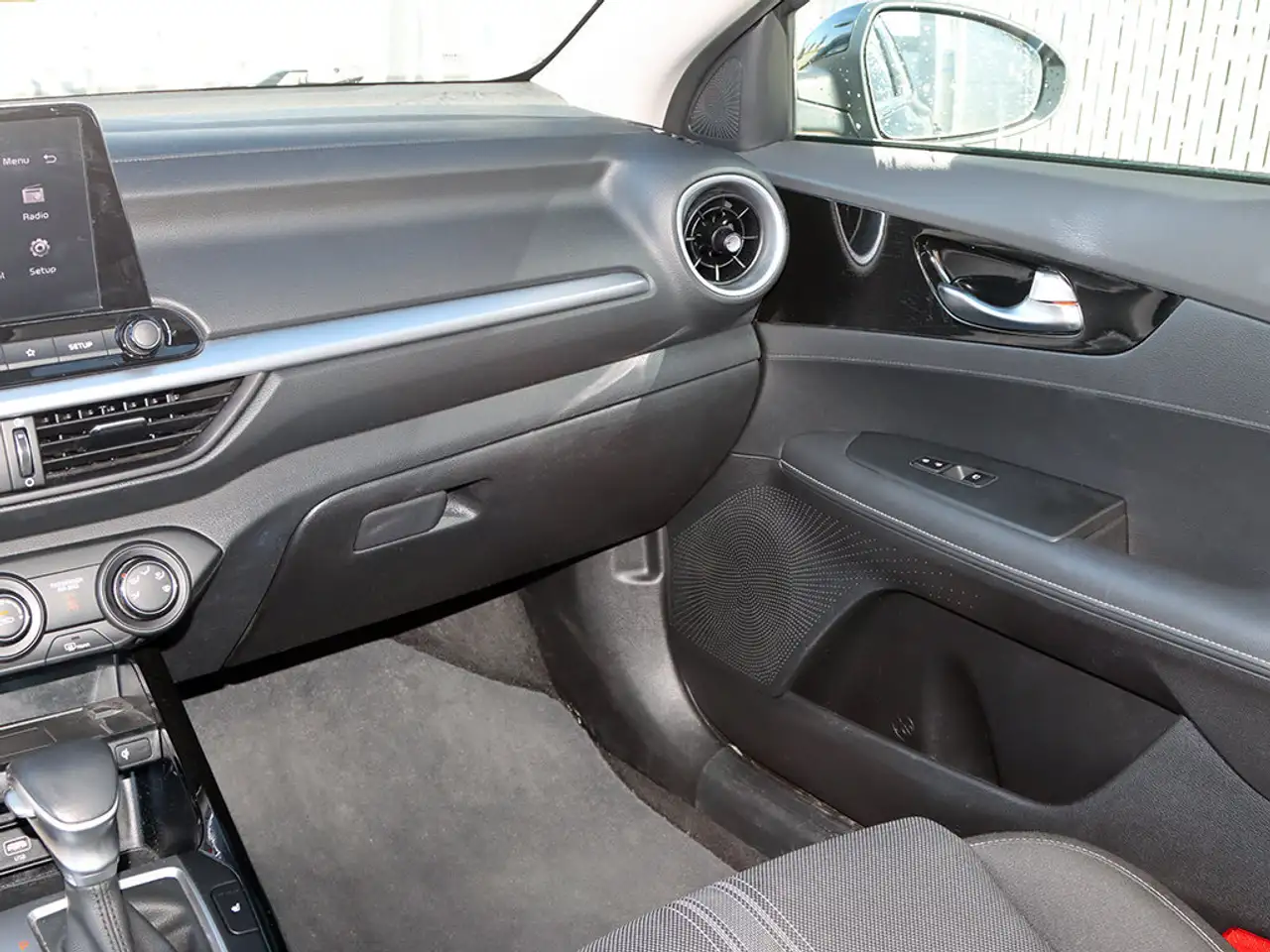 Kia Forte снимка Kia Forte