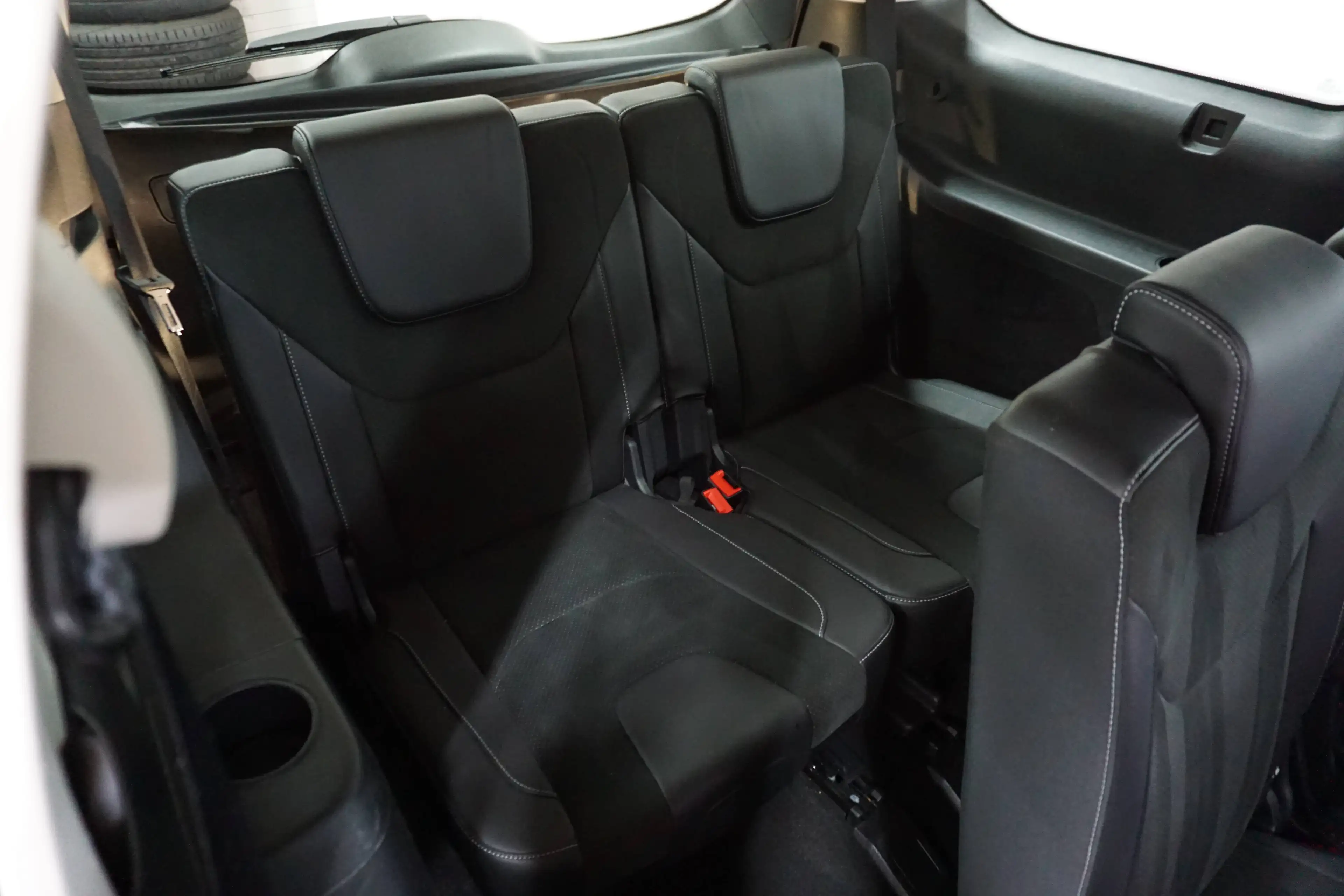 Ford Galaxy Titanium — photo 12