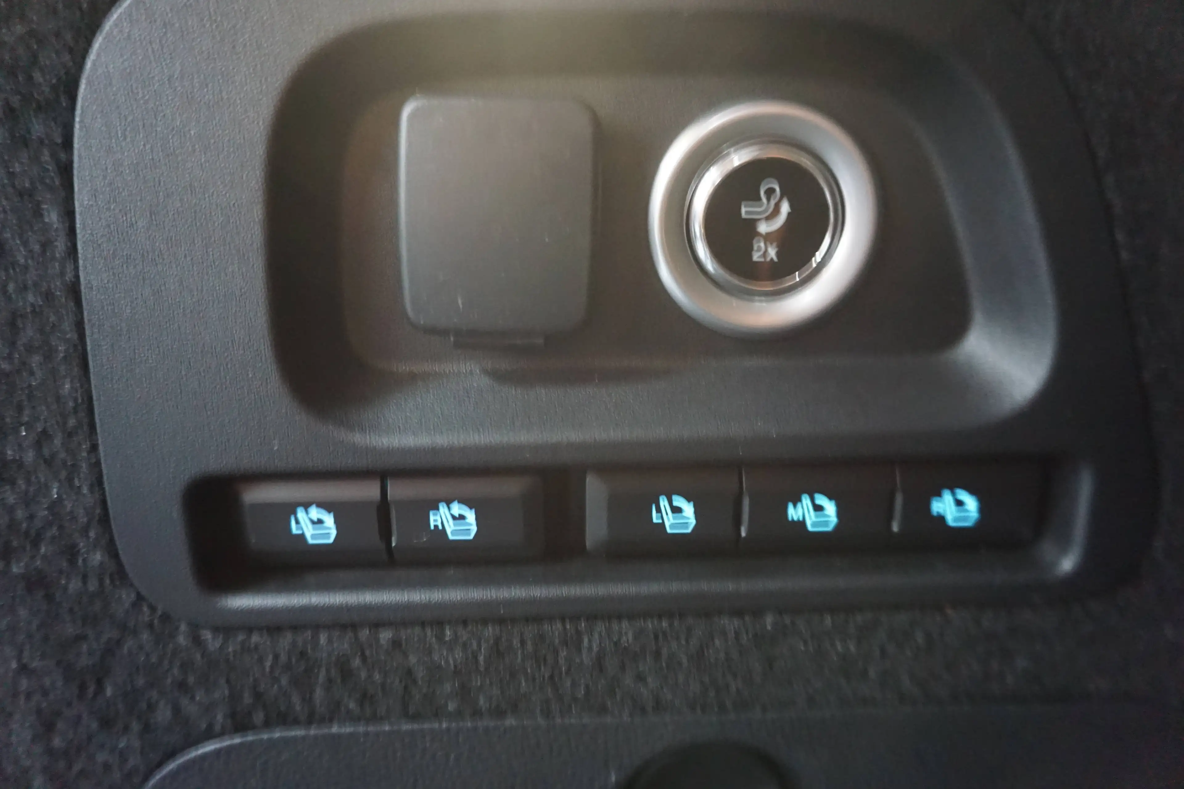 Ford Galaxy Titanium — photo 15