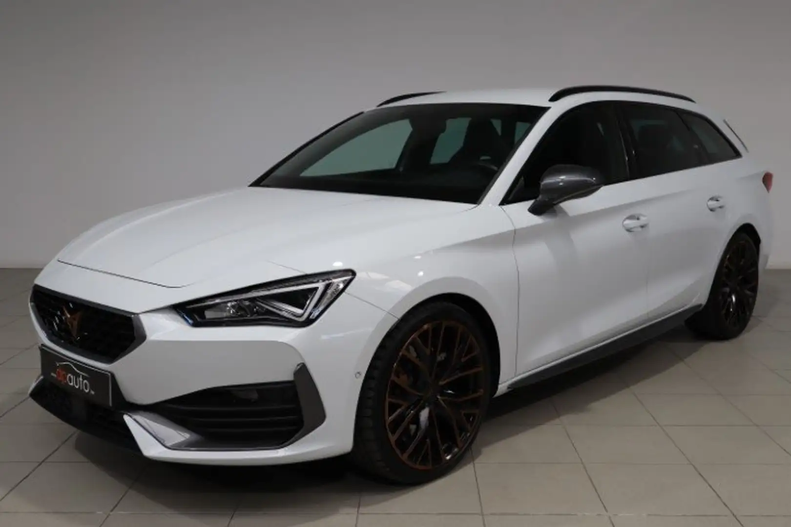 CUPRA Leon Leon Sportstourer 2.0 TSI 4Drive DSG VZ - 2