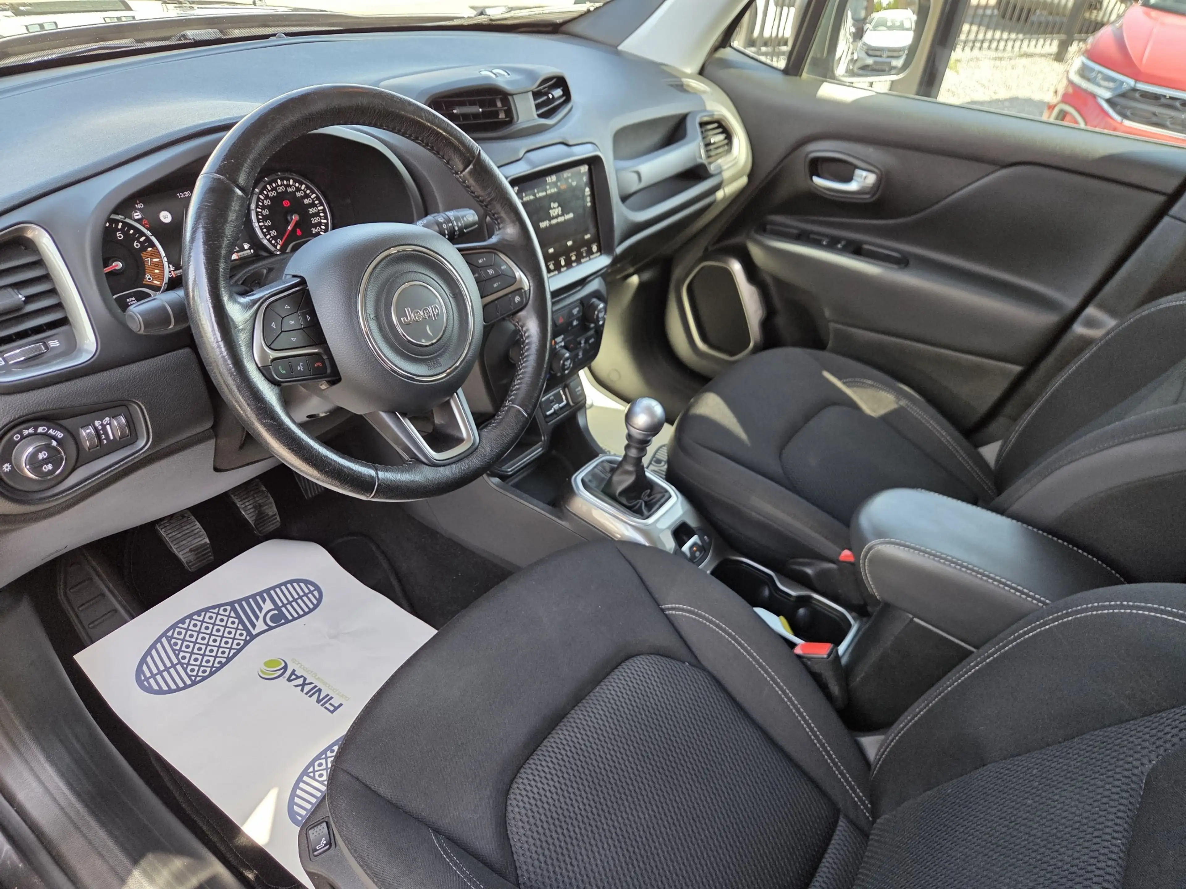 Jeep Renegade Renegade 1.0 T3 Limited — photo 8