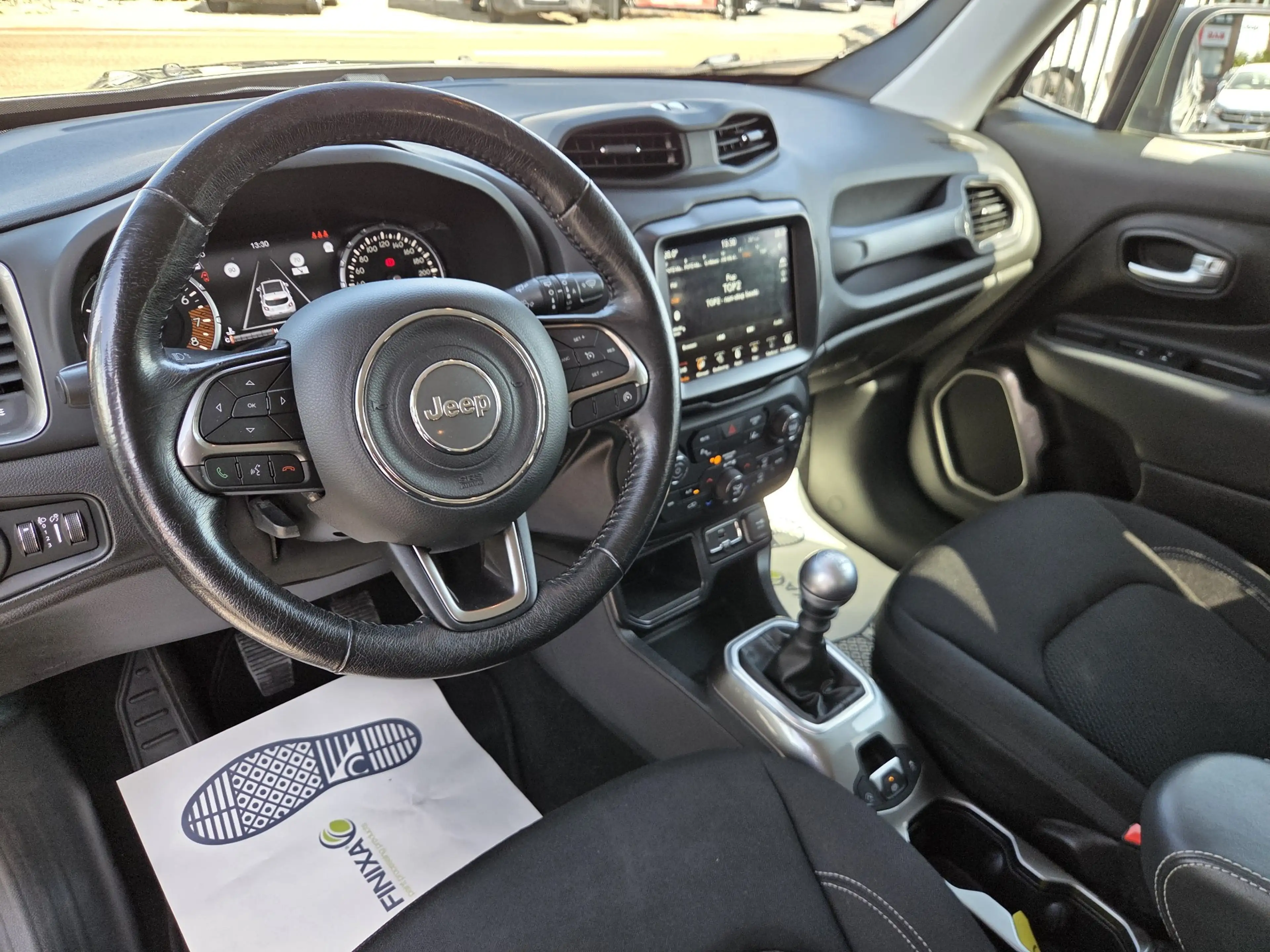 Jeep Renegade Renegade 1.0 T3 Limited — photo 10