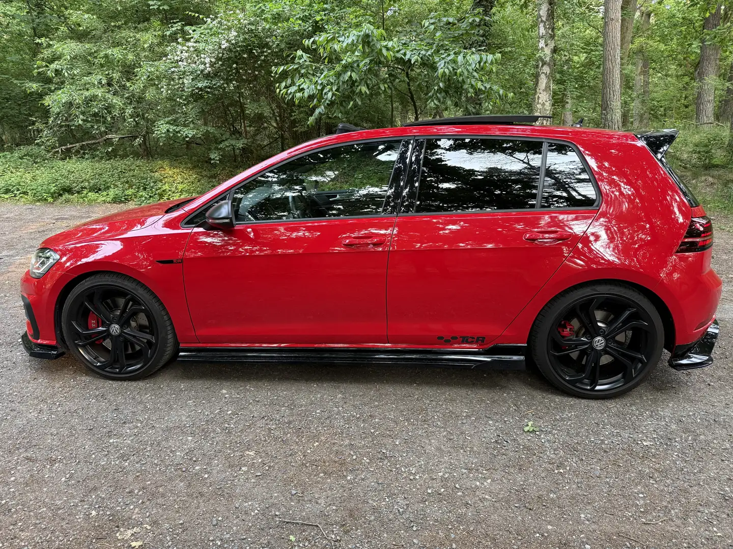 Volkswagen Golf GTI GTI TCR Vehículo alemán de la ciudad del fabrica Rojo - 2
