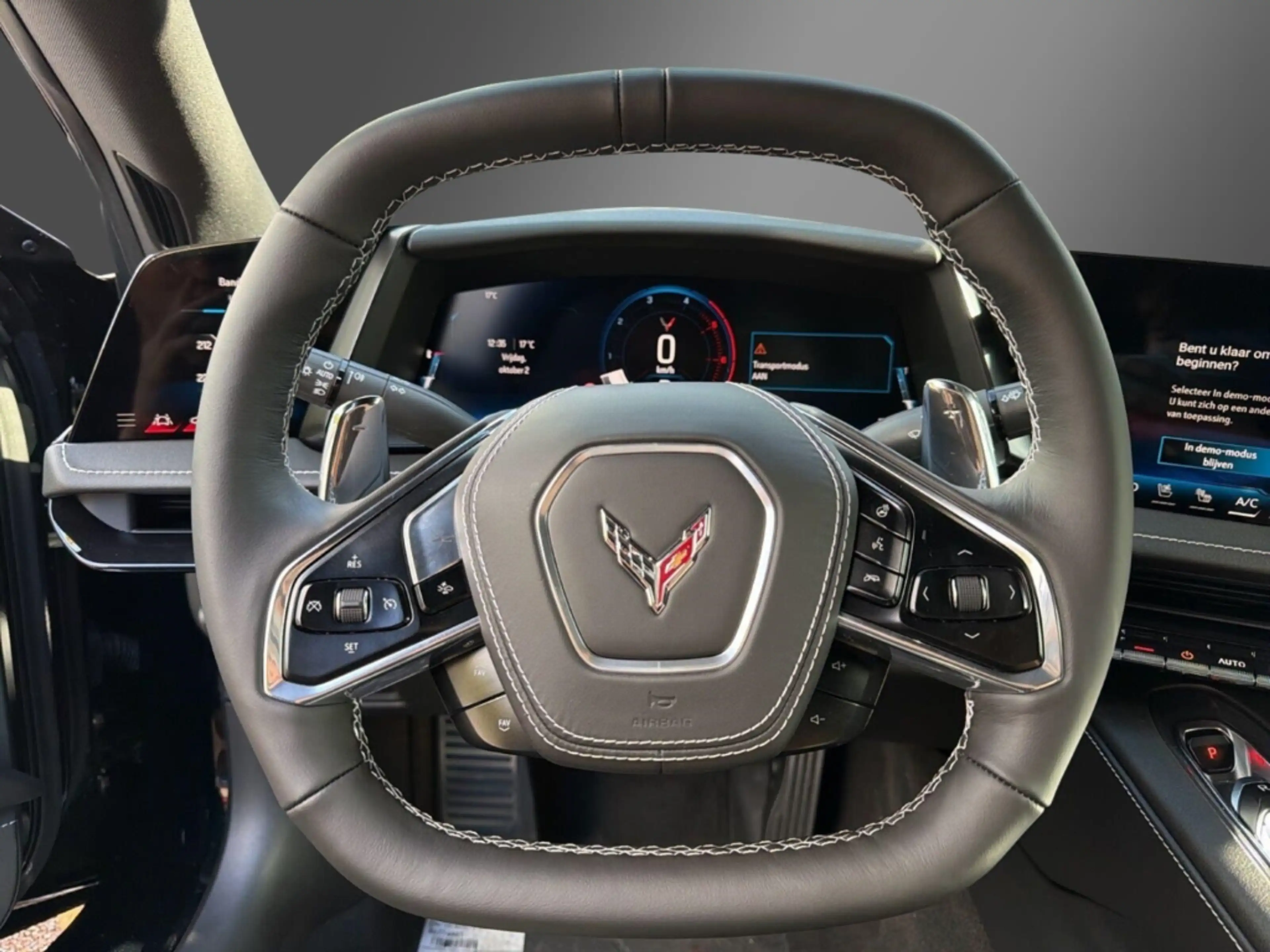 Corvette C8 Coupe 6.2 V8 MY26 2LT Facelift -mit Werksgarantie — photo 11