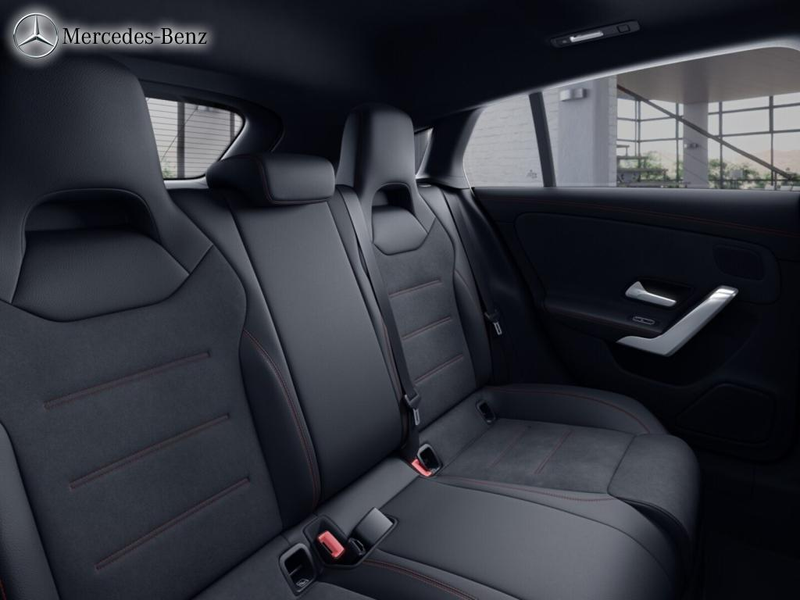 Mercedes-Benz CLA 35 AMG Night+Pano+HUD+MBUX — photo 10