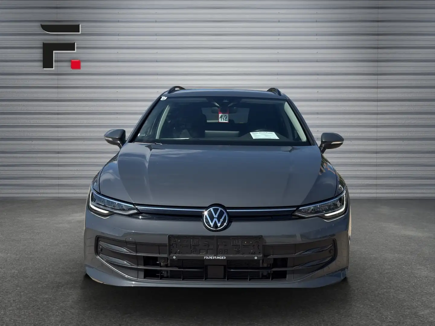 Volkswagen Golf Variant Life mHeV DSG Grau - 2