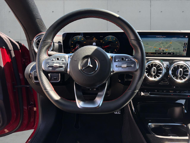 Mercedes-Benz CLA 180 CLA 180 — photo 13