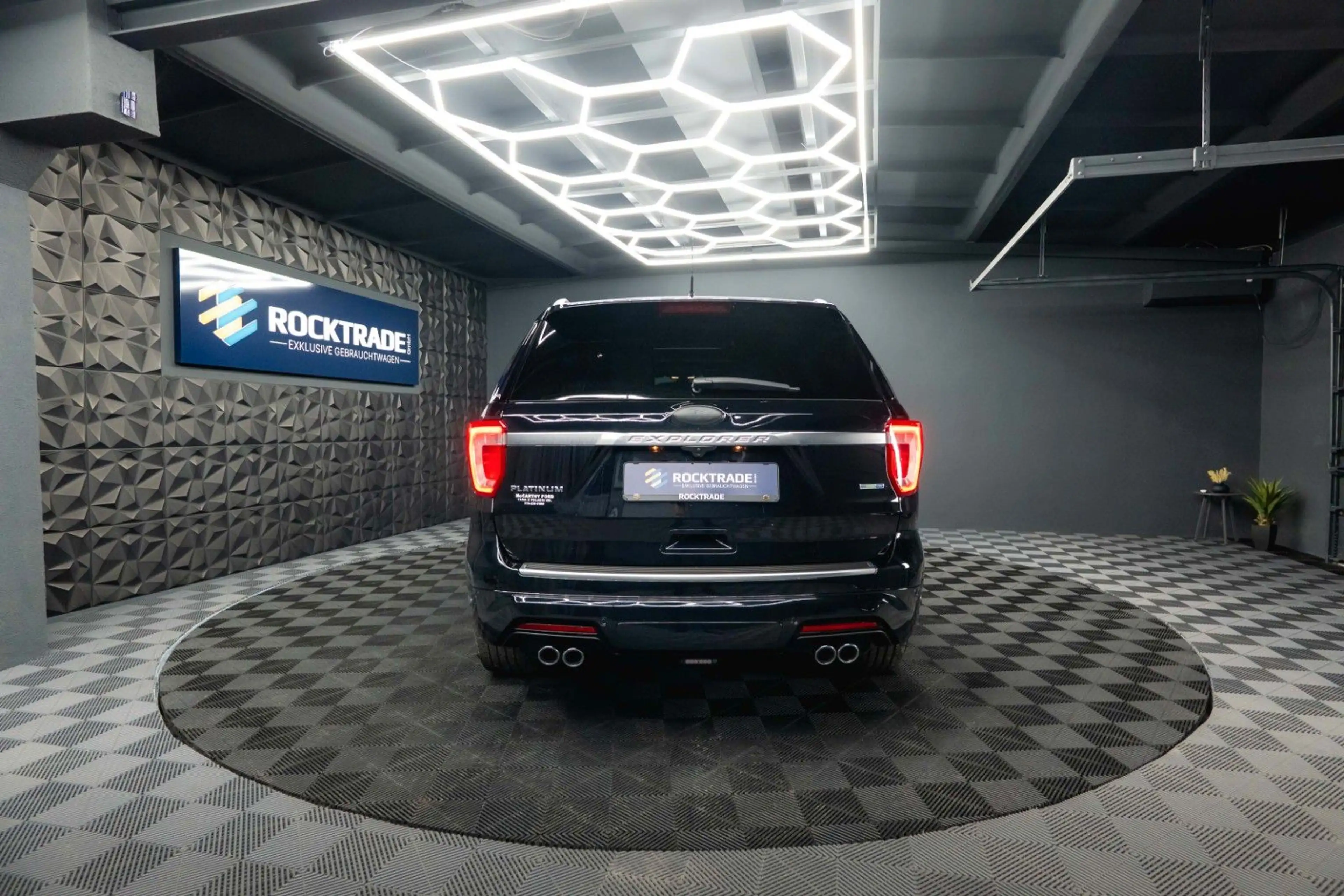 Ford Explorer 3.5 V6 4x4 PLATINUM Twin-Turbo EcoBoost — photo 13
