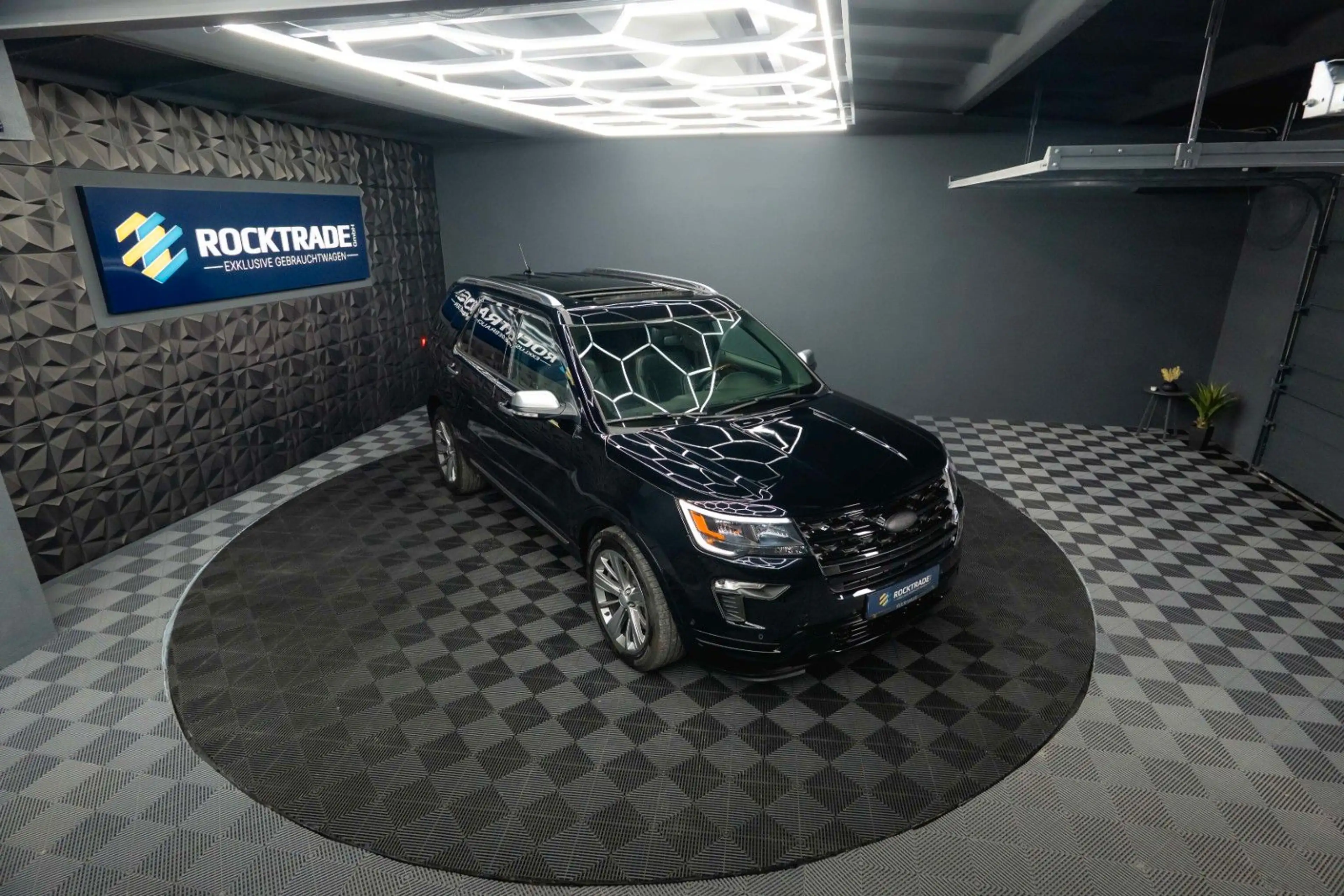 Ford Explorer 3.5 V6 4x4 PLATINUM Twin-Turbo EcoBoost — photo 8