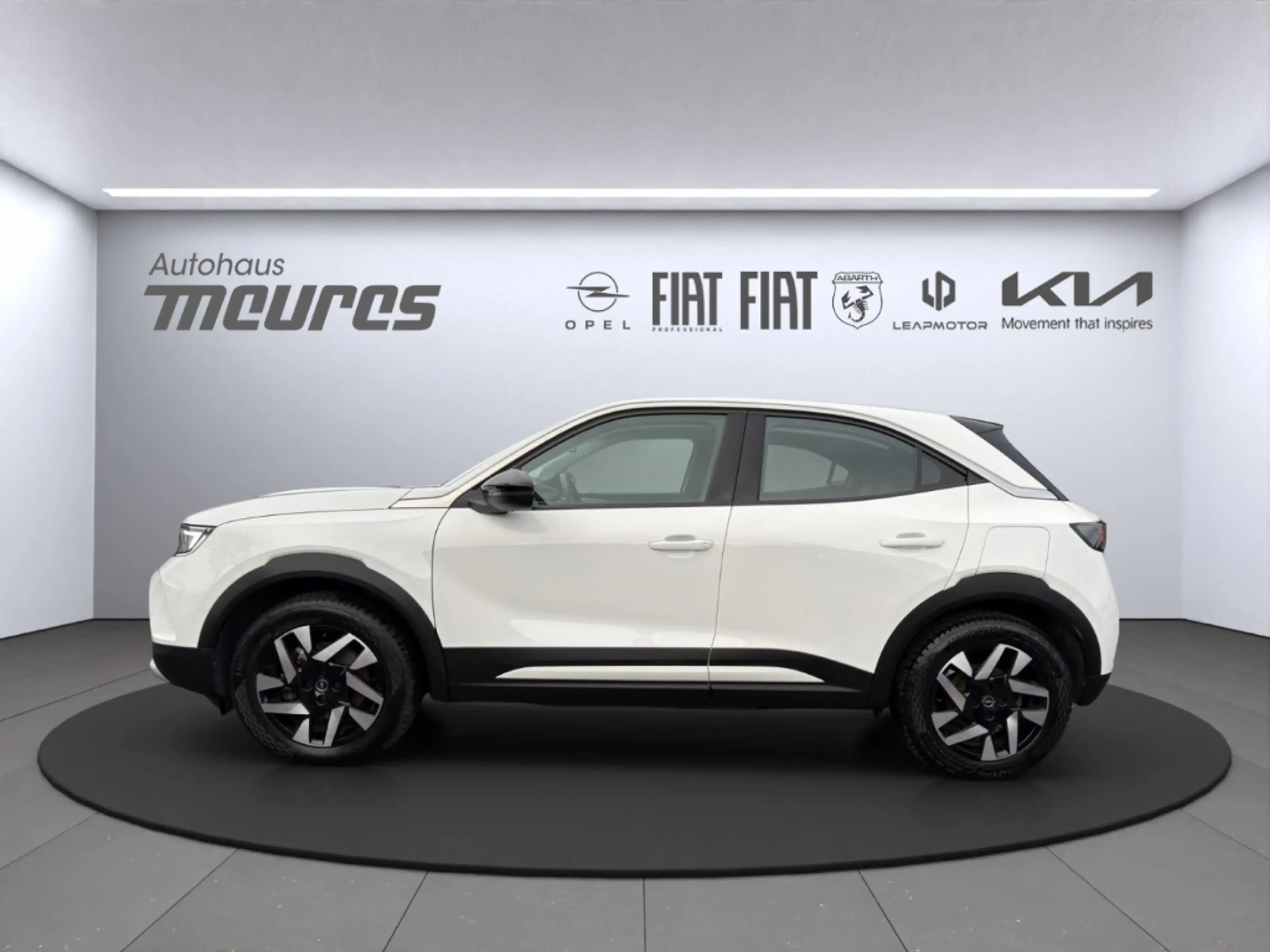 Opel Mokka-E Elegance ALLWETTER TEMPOMAT NAVI SITZHEIZUNG — photo 2