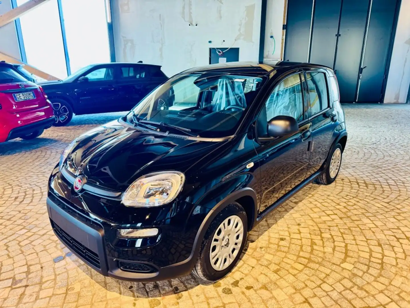 Fiat New Panda PANDINA - 5 POSTI - PACK CITY - KM 0 11/2024 Nero - 1