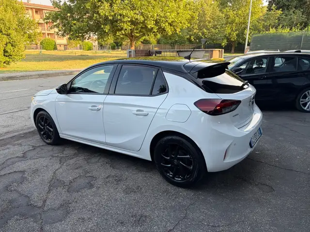 Opel Corsa view 5
