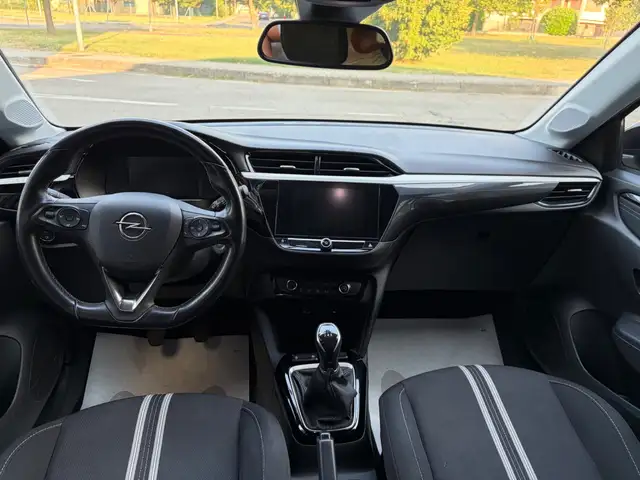 Opel Corsa view 7
