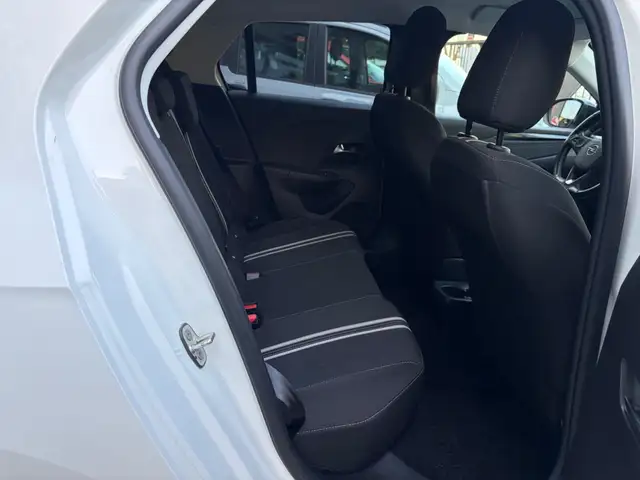 Opel Corsa view 12