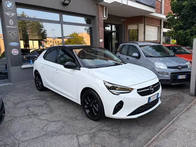 Opel Corsa view 3