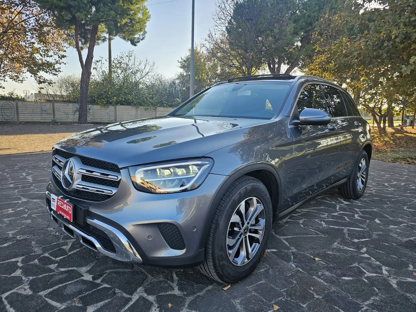 Mercedes-Benz GLC 200 GLC - X253 mhev (eq-boost) Business 4matic auto Grigio - 1