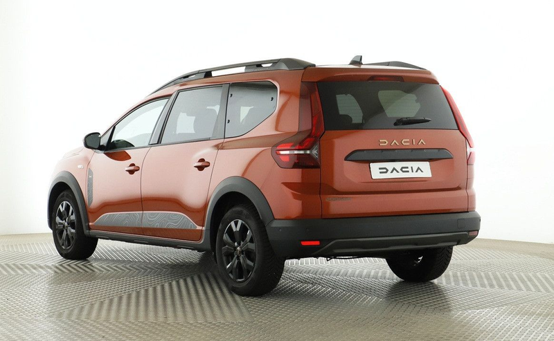 Dacia Jogger TCE 110*7-SITZER*Extreme+*NAVI*LED* — photo 7