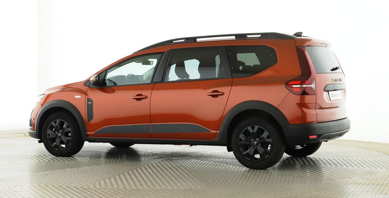 Dacia Jogger TCE 110*7-SITZER*Extreme+*NAVI*LED* — photo 5