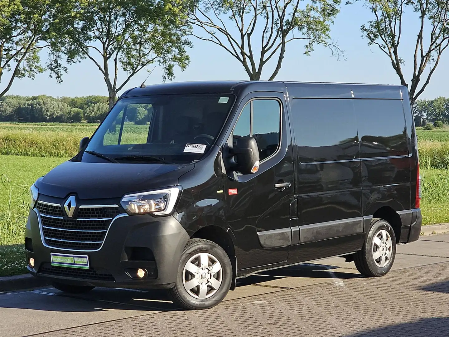 Renault Master 2.3 DCI 150 L1H1 Zwart - 2
