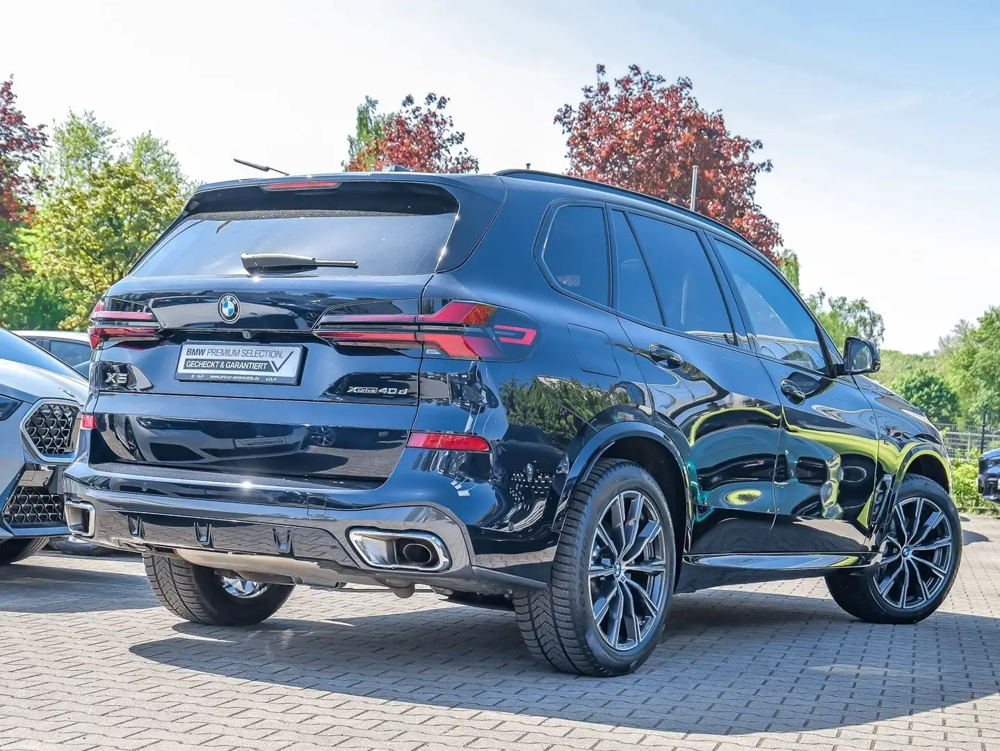 BMW X5 xDrive40d M Sport HUD PANO ACC AHK 360°KAM Schwarz - 2